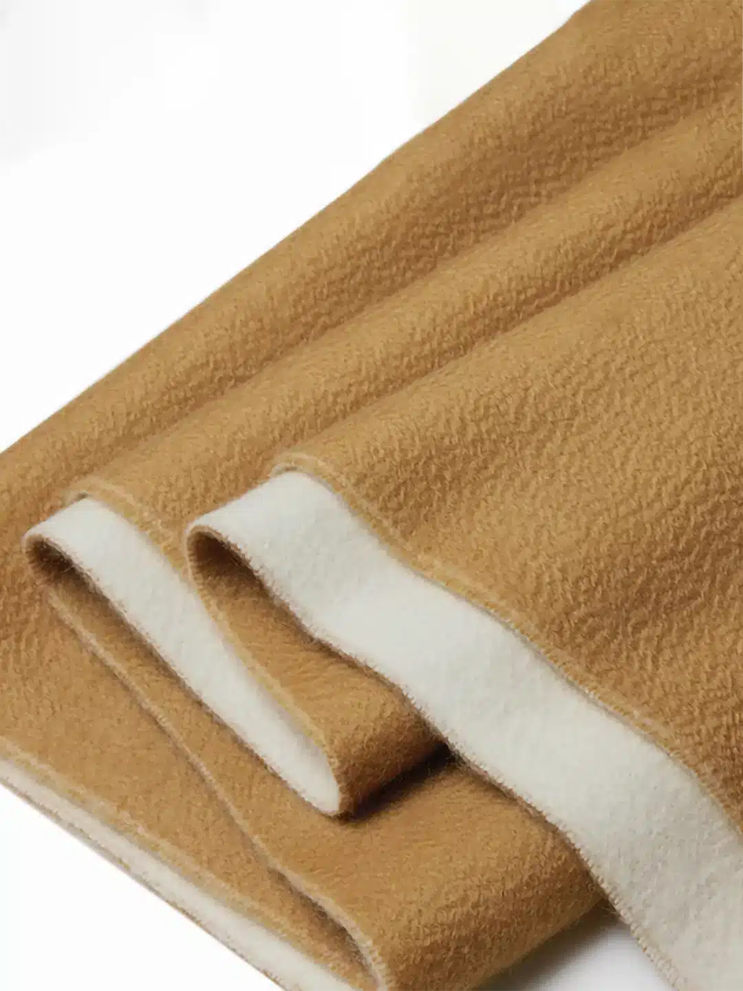 Reversible cashmere scarf — detail view 4